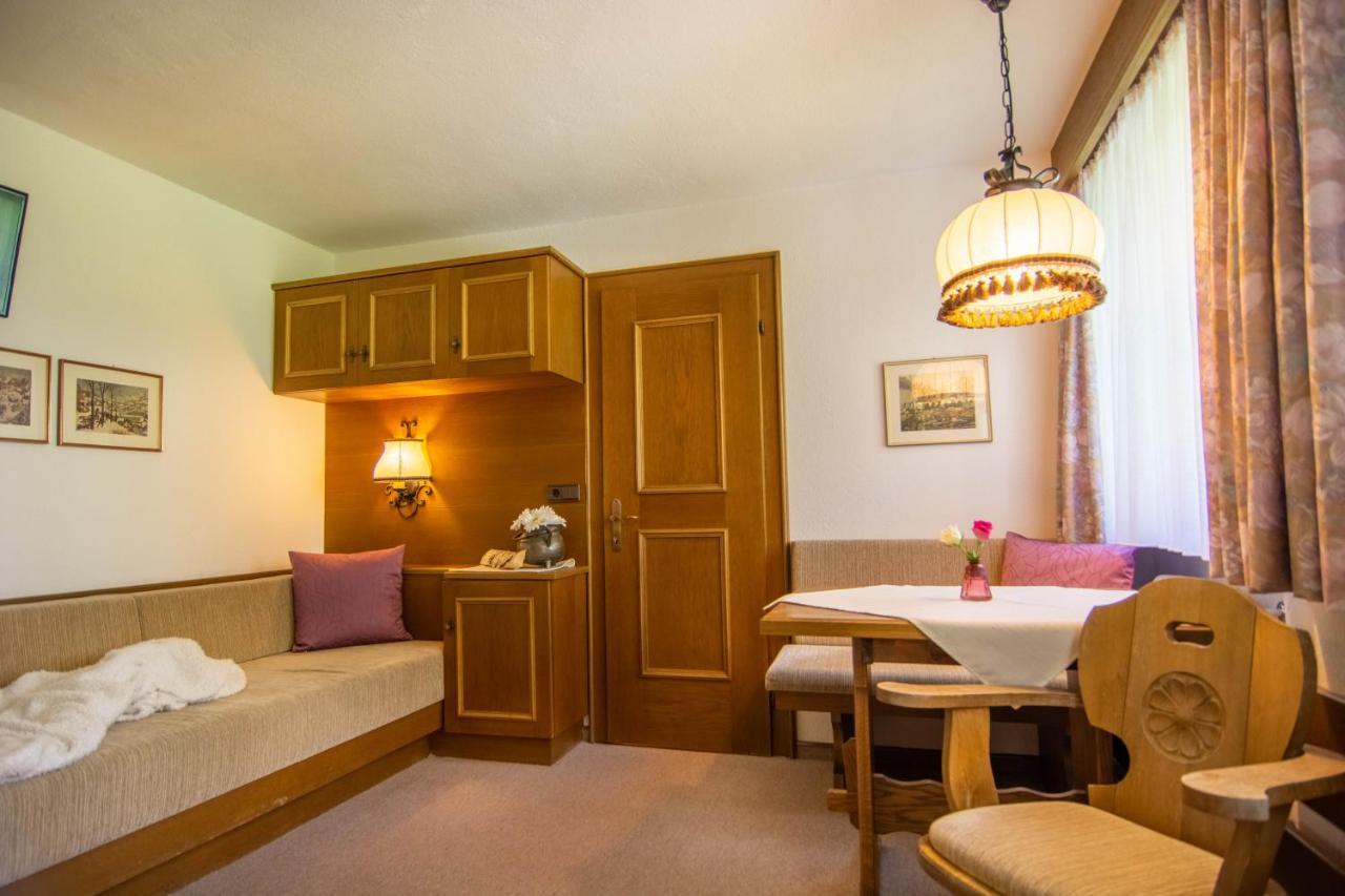 Koecks Bed & Breakfast Galtür Esterno foto
